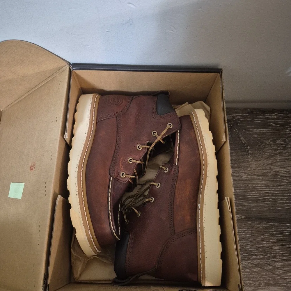 Irish Setter 83605 Ashby Men's Size 9  E2 Boots Soft Toe Electrical Hazard New